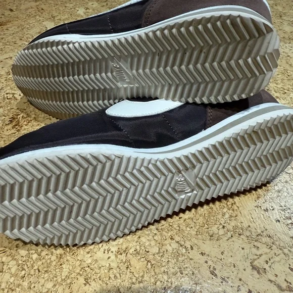 Nike Cortez - Picture 4 of 4